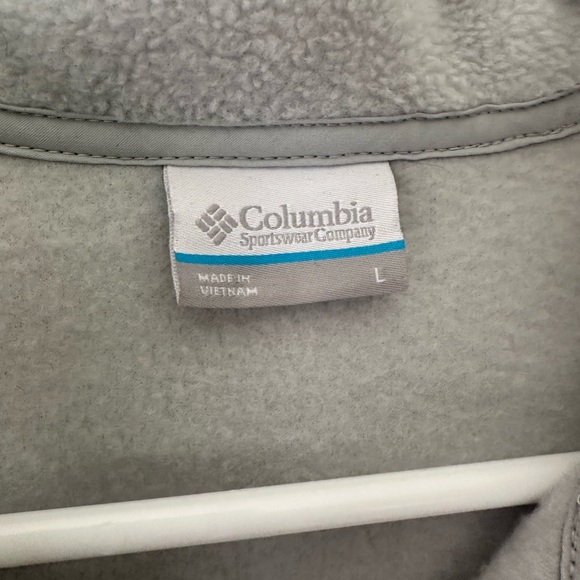 Columbia Light Gray Fleece Pullover with McDonald's Racing Patch - Picture 5 of 5